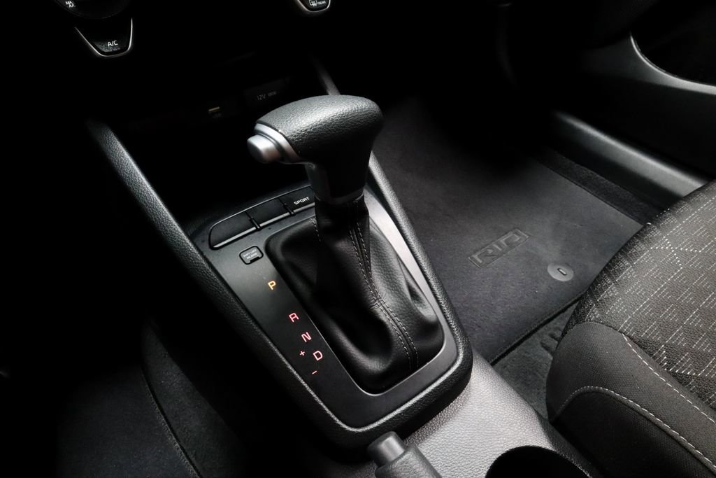 Used 2023 Kia Rio LX image 30