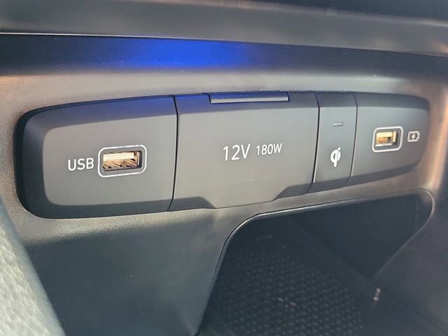 Used 2022 Hyundai Santa Cruz Limited image 11