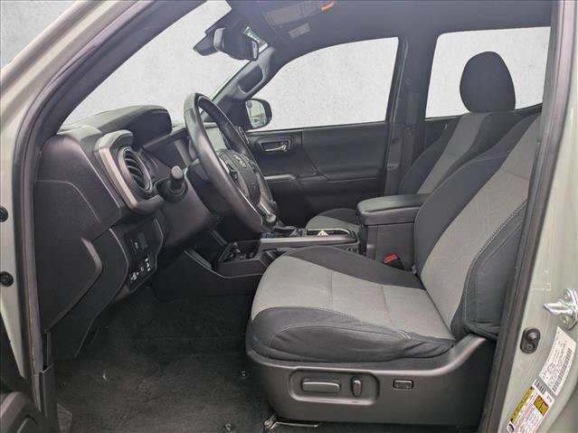 Used 2022 Toyota Tacoma TRD Sport w/ Technology Package AWD/4WD image 16