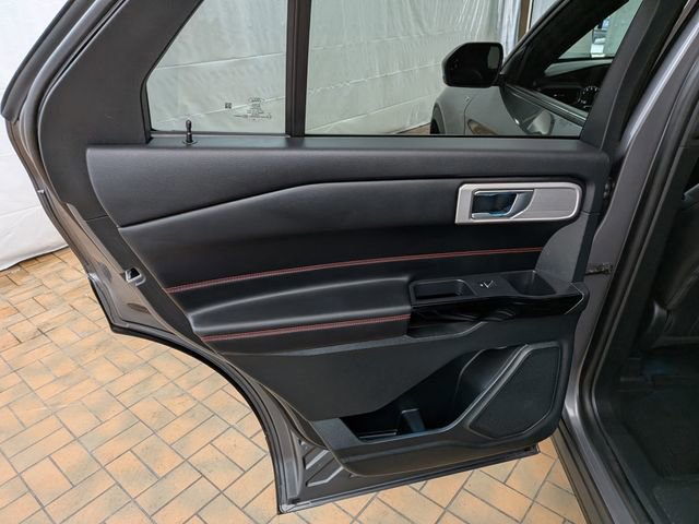 Certified 2024 Ford Explorer ST-Line w/ Class IV Trailer Tow Package image 22