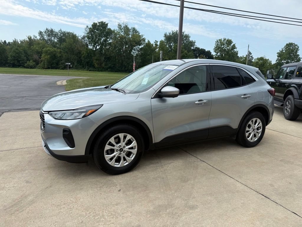 Certified 2023 Ford Escape Active w/ Tech Pack #2 AWD/4WD image 6