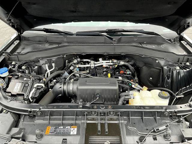 Certified 2023 Ford Explorer XLT w/ Equipment Group 202A AWD/4WD image 31