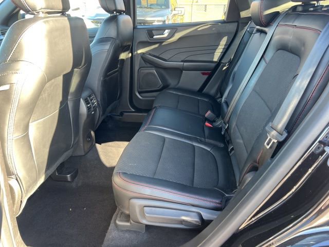 Certified 2023 Ford Escape ST-Line w/ Tech Pack #1 image 17