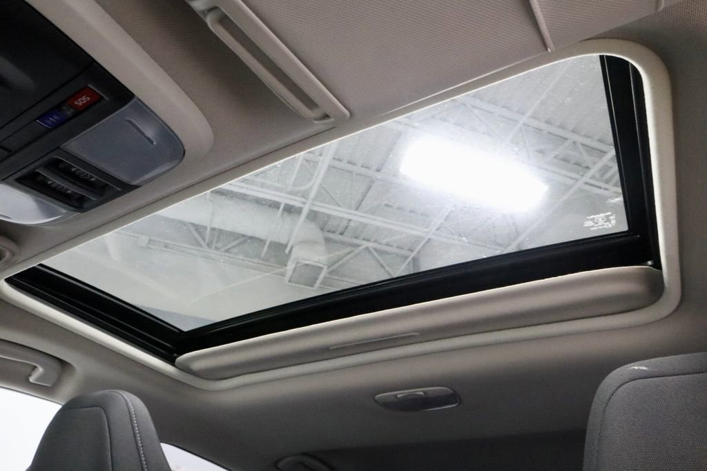 Used 2025 Subaru Crosstrek 2.0i Premium AWD/4WD image 23