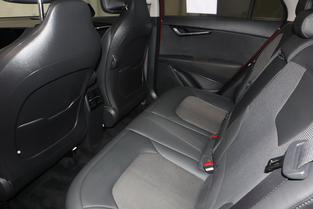 Used 2023 Kia Niro EX Touring FWD image 15
