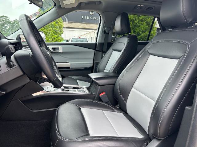 Certified 2023 Ford Explorer XLT w/ Equipment Group 202A RWD image 13