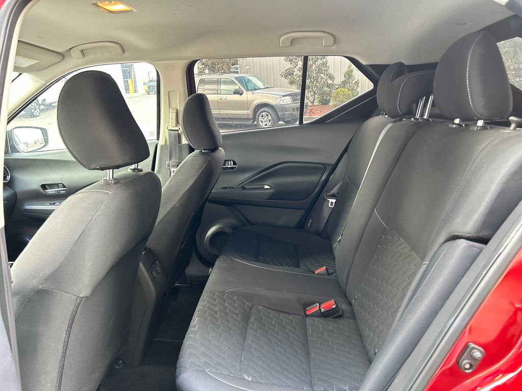 Used 2021 Nissan Kicks SV FWD image 12