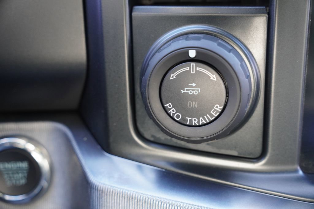 Certified 2025 Ford F450 Platinum w/ FX4 Off-Road Package image 35