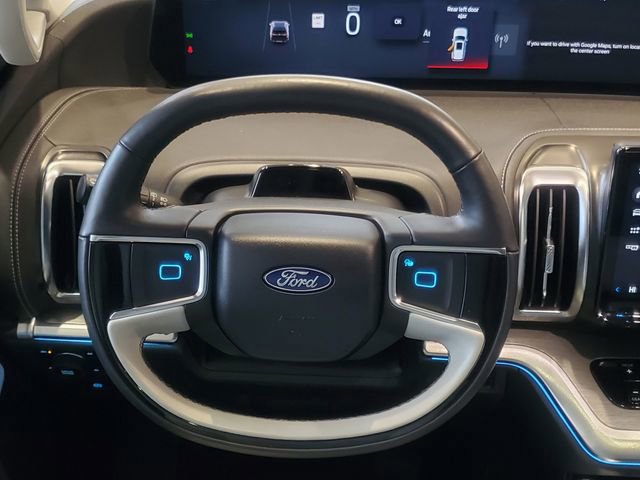 Certified 2025 Ford Expedition Platinum image 28