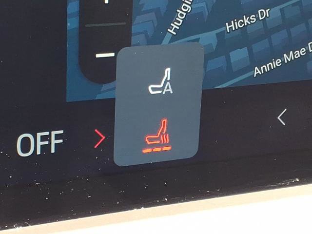 Certified 2025 Ford Explorer Active AWD/4WD image 18