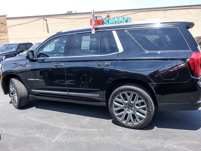 Used 2026 GMC Yukon Denali Ultimate AWD/4WD image 6