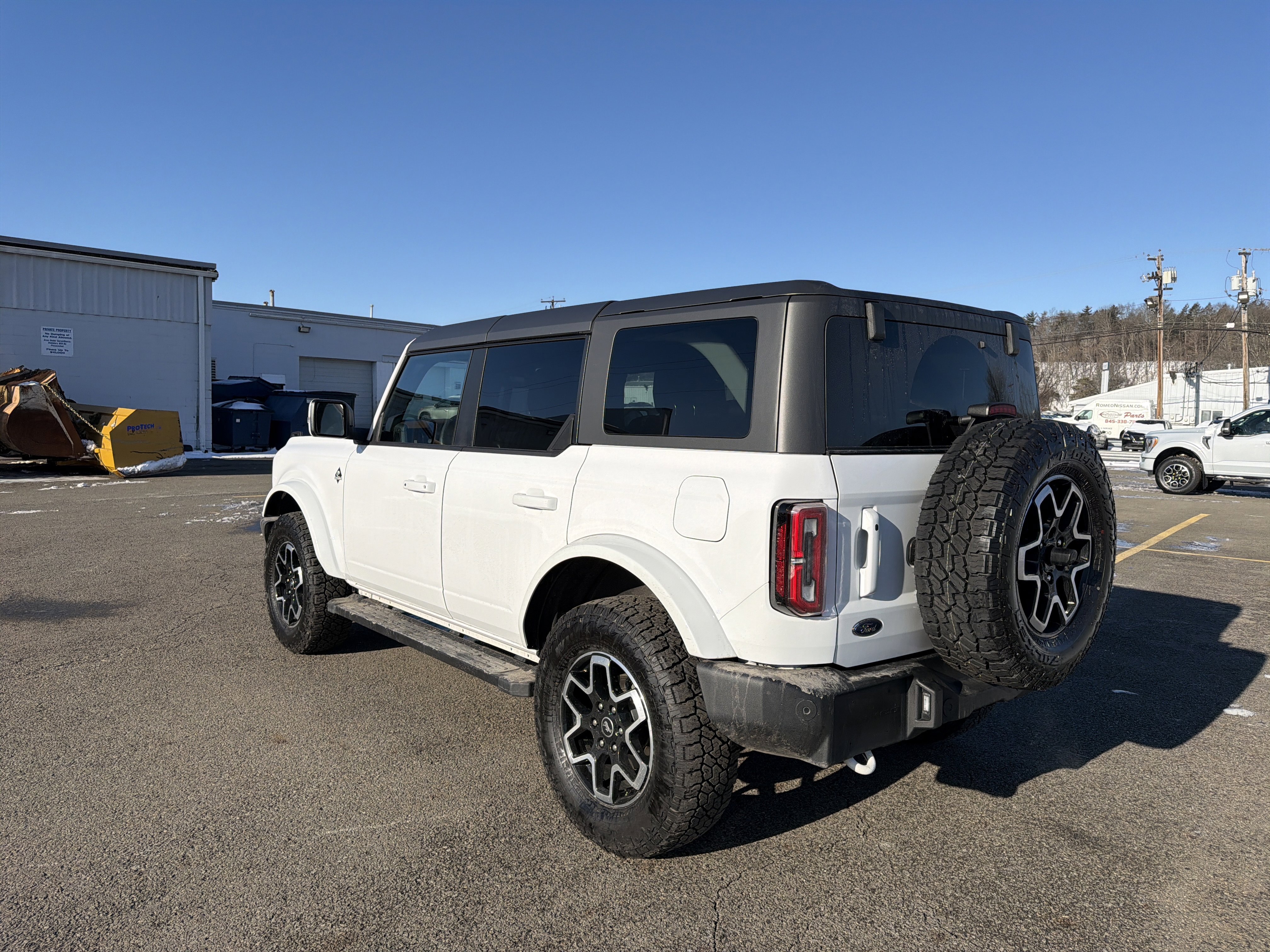 Certified 2024 Ford Bronco Outer Banks image 8
