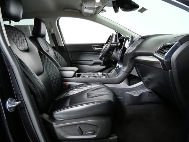Certified 2023 Ford Edge Titanium AWD/4WD image 11
