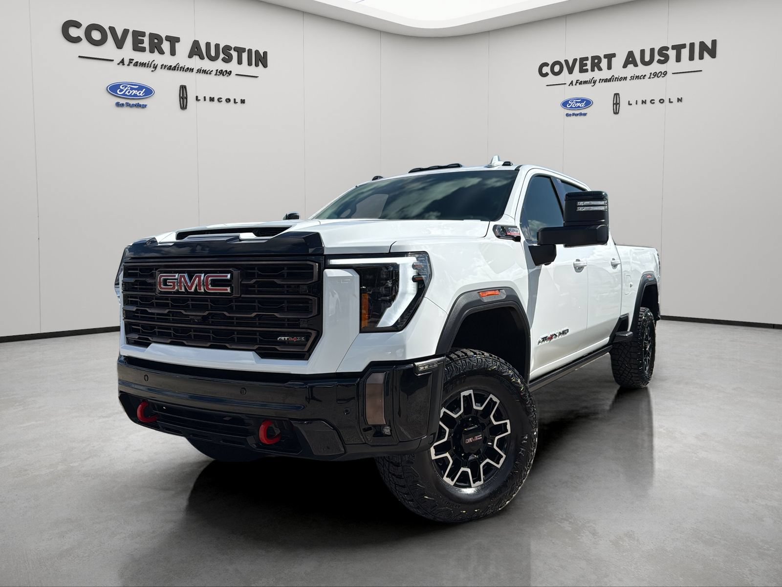 Used 2024 GMC Sierra 2500 AT4X AWD/4WD image 1