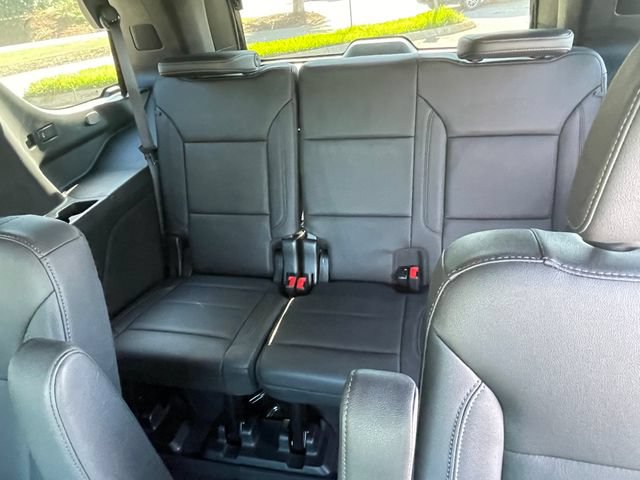 Used 2023 Chevrolet Tahoe Z71 w/ Luxury Package AWD/4WD image 12