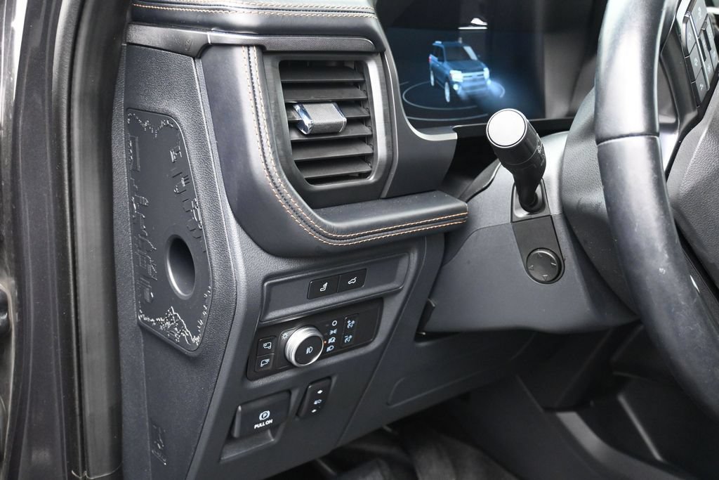Certified 2022 Ford Expedition Platinum RWD image 21