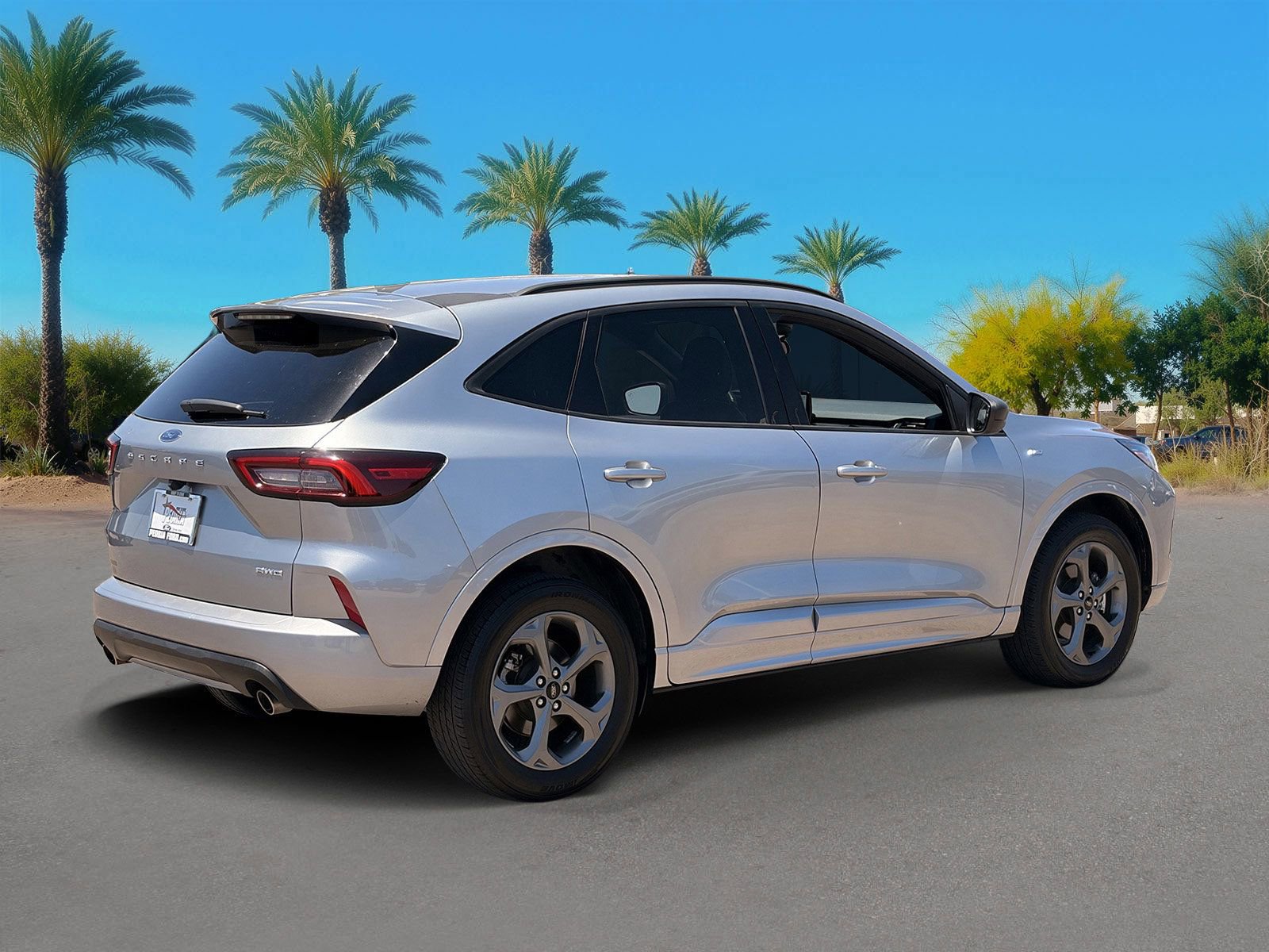 Certified 2024 Ford Escape ST-Line AWD/4WD image 5