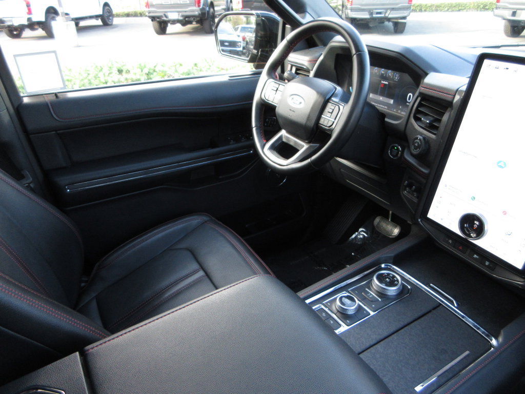 Certified 2024 Ford Expedition Limited AWD/4WD image 24