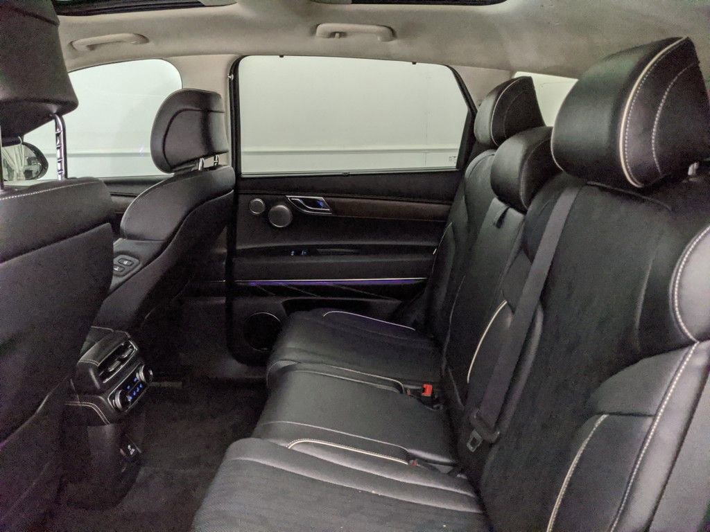 Used 2022 Genesis GV80 2.5T w/ Prestige Package 04 image 25