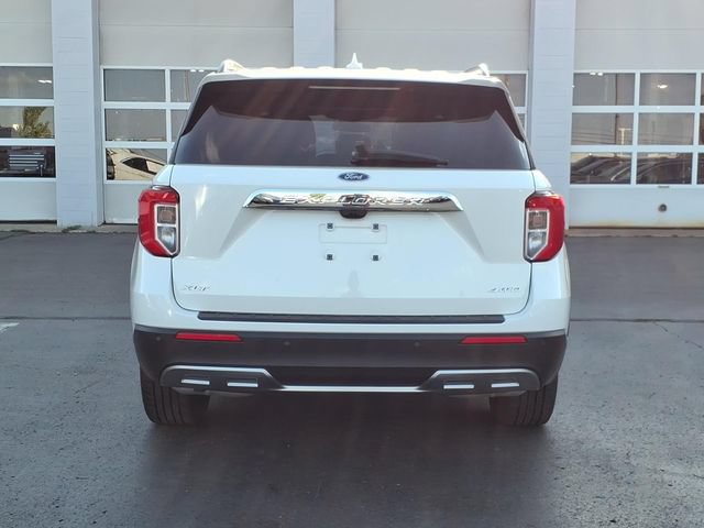 Certified 2024 Ford Explorer XLT w/ Equipment Group 202A AWD/4WD image 6