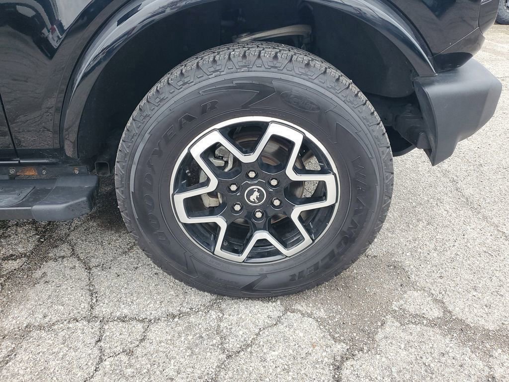 Certified 2022 Ford Bronco Outer Banks image 4