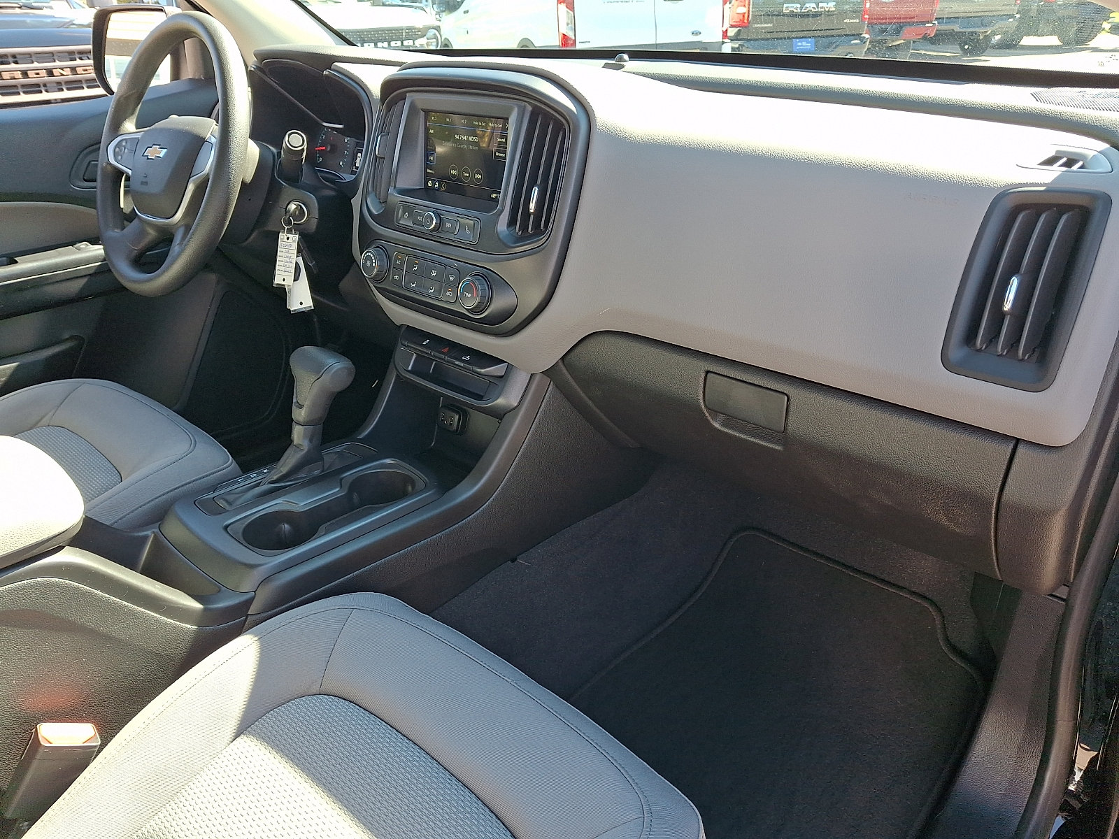 Used 2019 Chevrolet Colorado W/T w/ WT Convenience Package RWD image 14
