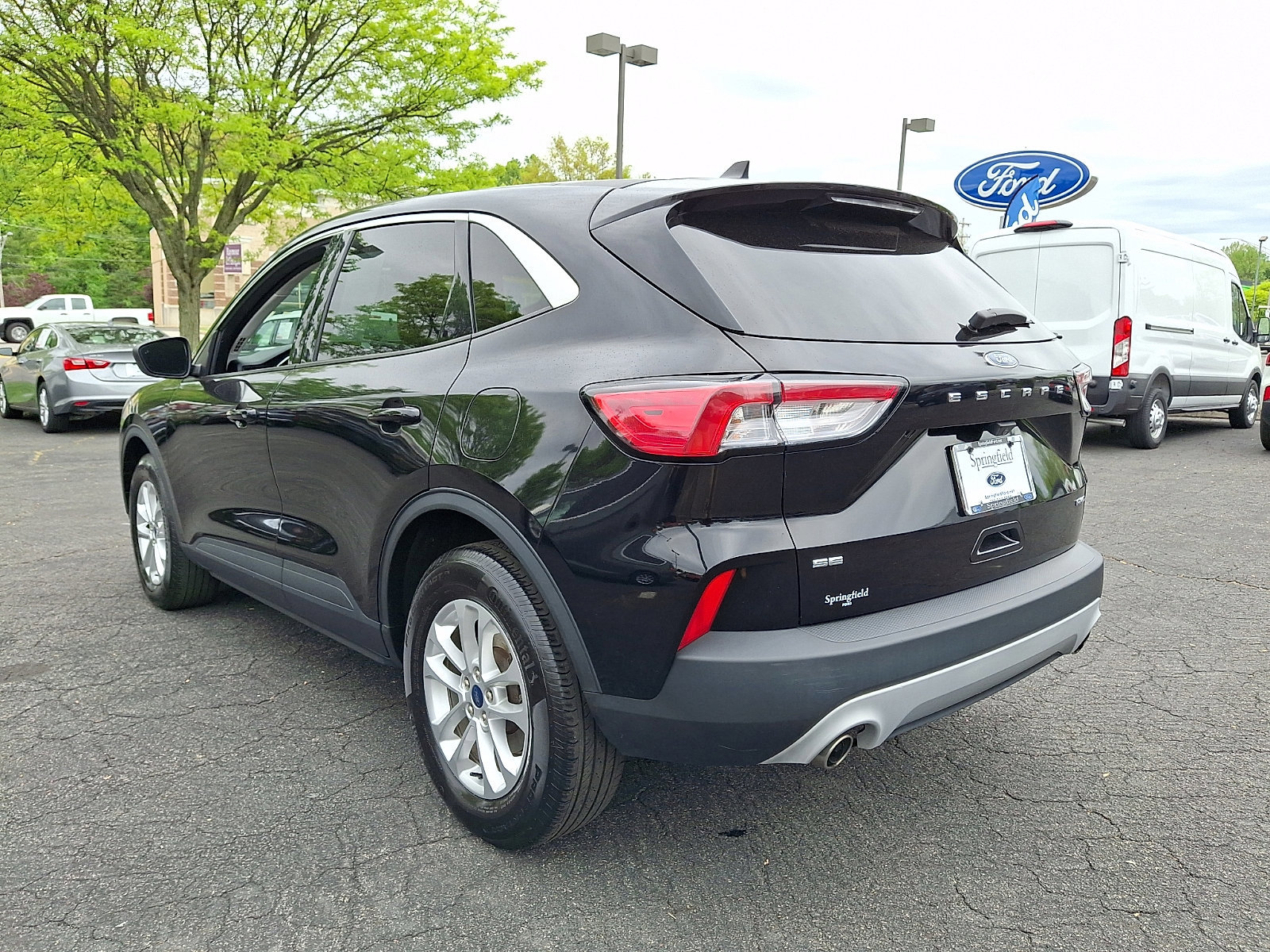 Certified 2022 Ford Escape SE w/ Convenience Package AWD/4WD image 2