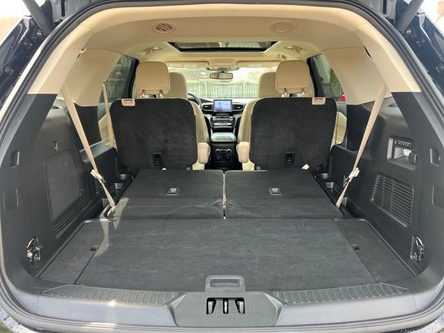 Certified 2023 Ford Explorer Limited w/ Equipment Group 301A AWD/4WD image 29