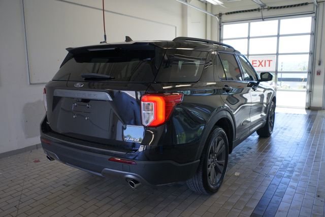 Certified 2022 Ford Explorer XLT w/ Equipment Group 202A AWD/4WD image 14