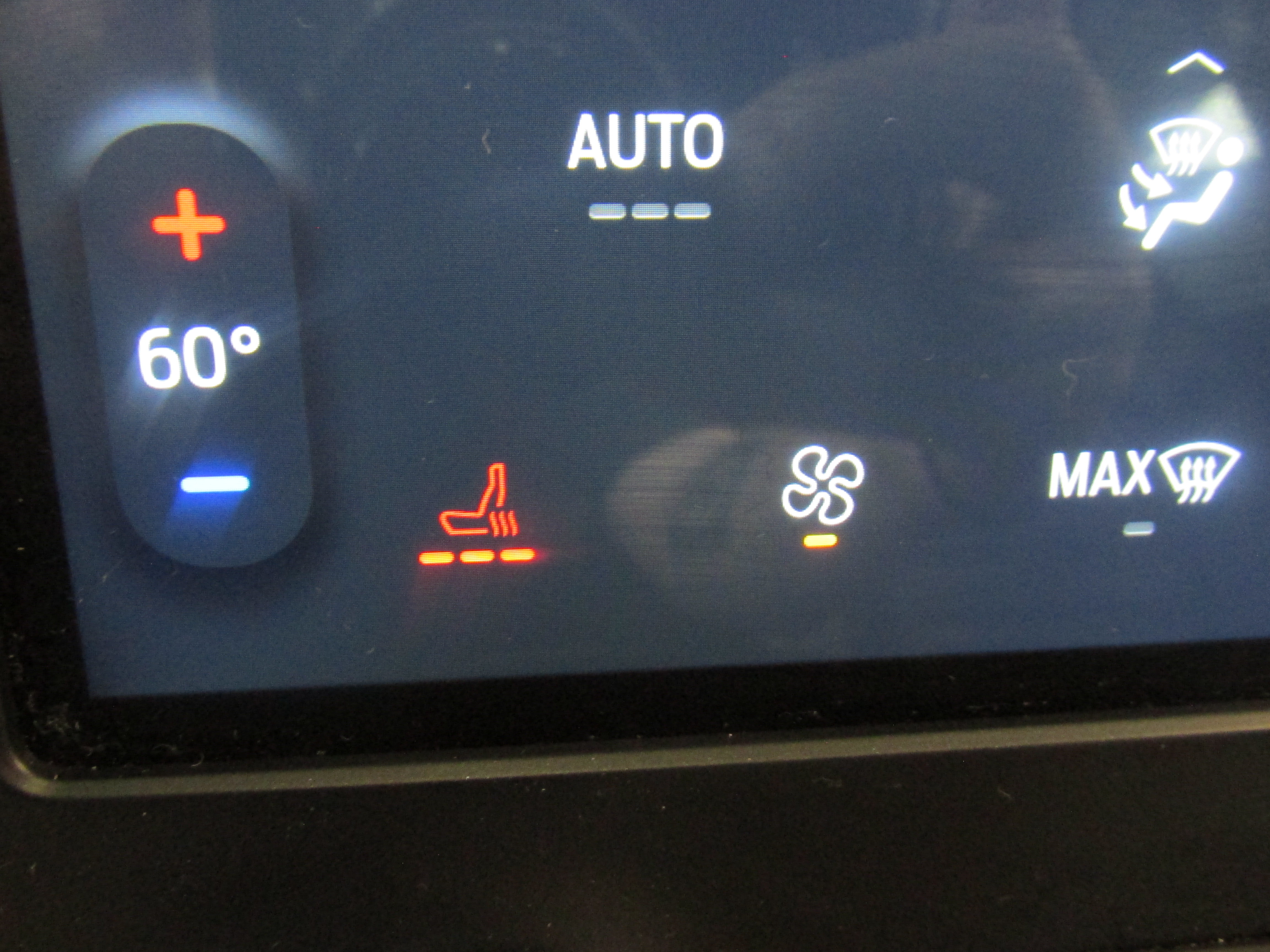 Certified 2024 Ford Edge SEL AWD/4WD image 36