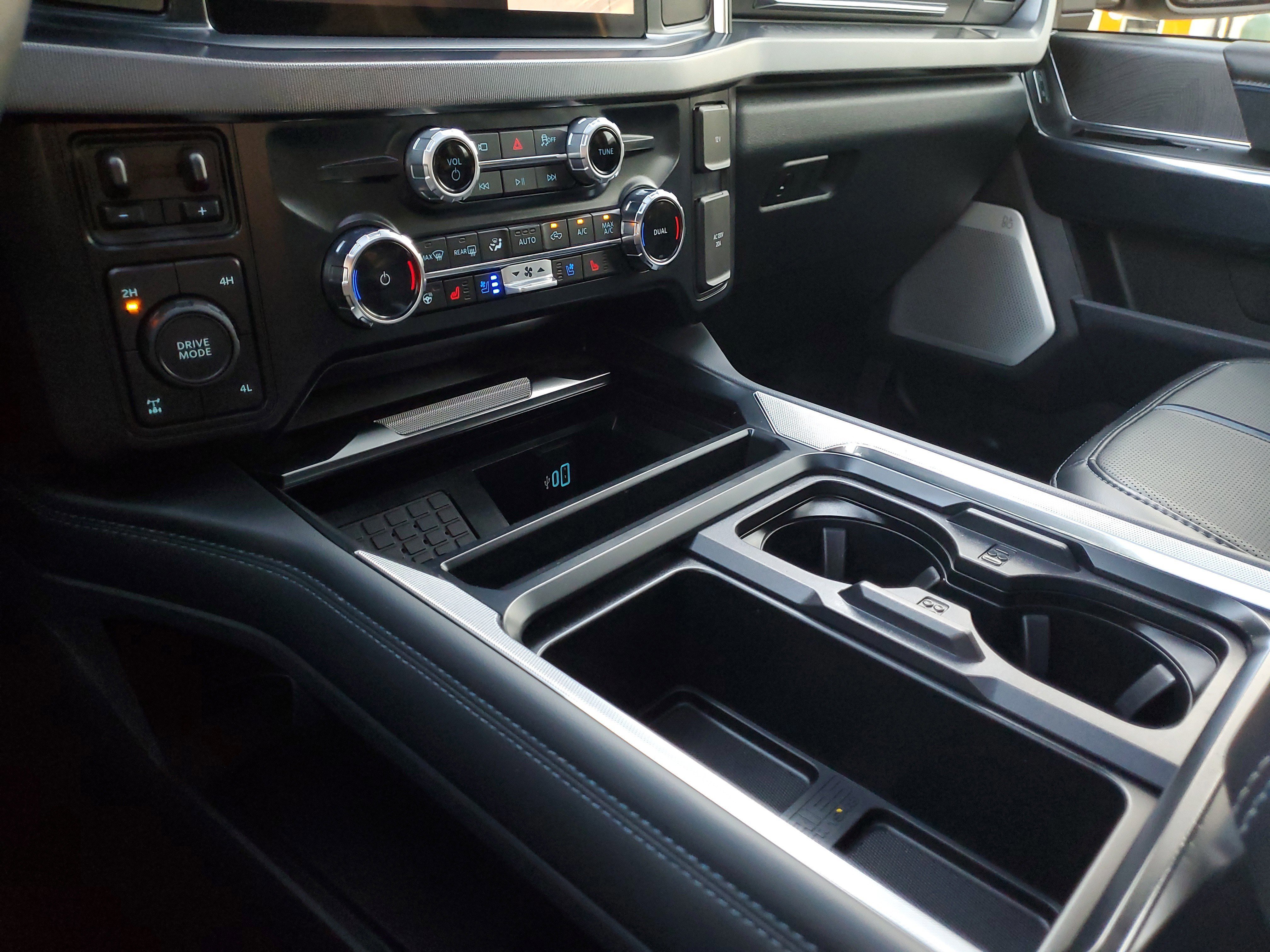 Certified 2025 Ford F250 Platinum image 27