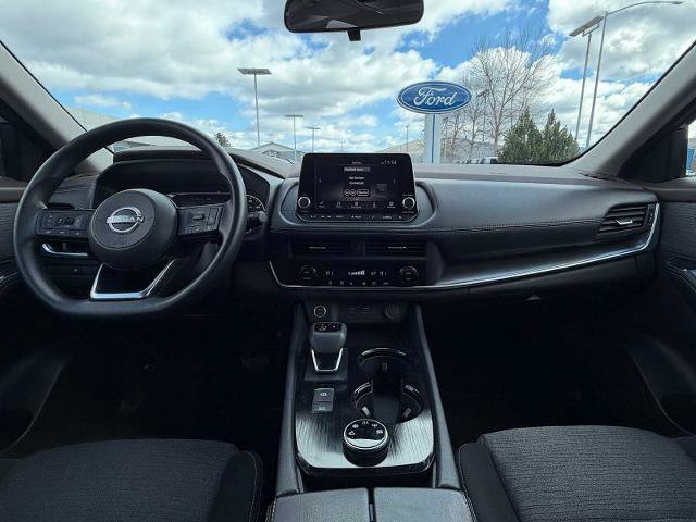 Used 2023 Nissan Rogue SV image 24