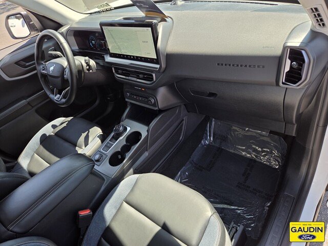 Certified 2025 Ford Bronco Sport Outer Banks w/ Outer Banks Tech Package+ AWD/4WD image 17
