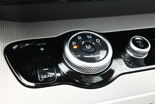 Certified 2025 Ford Expedition Active AWD/4WD image 25