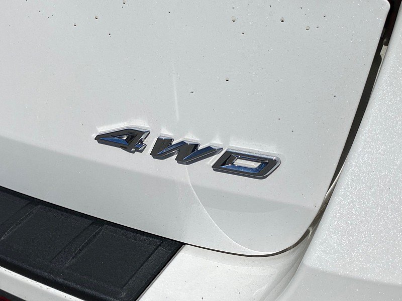 Certified 2022 Ford Explorer XLT w/ Equipment Group 202A AWD/4WD image 12