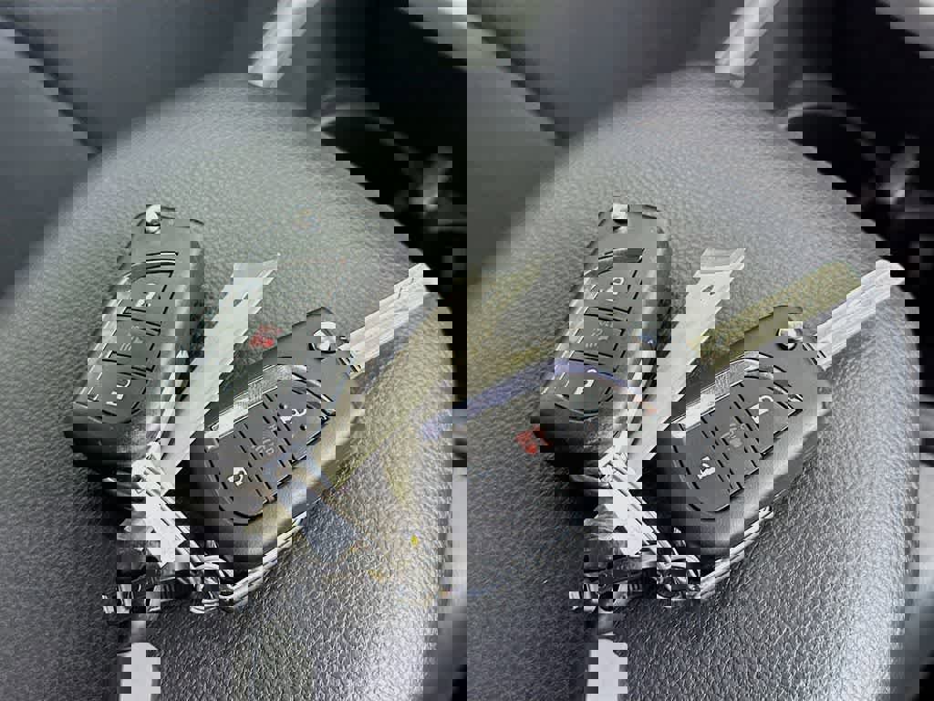 Used 2023 Toyota RAV4 LE image 22