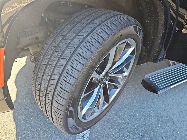 Used 2023 Jeep Wagoneer Series III w/ Premium Group I image 31