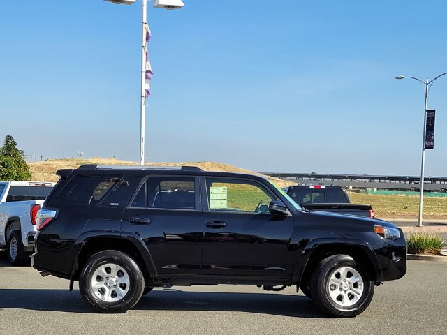 Used 2024 Toyota 4Runner SR5 image 6