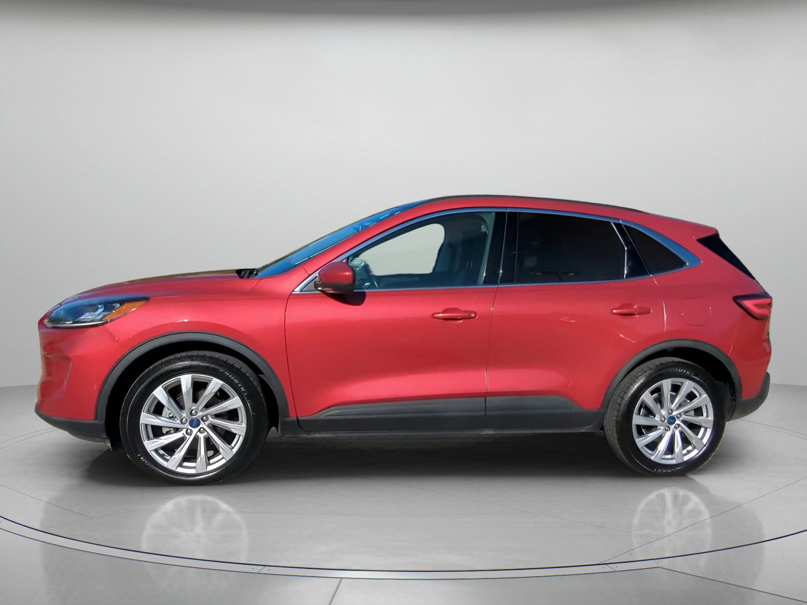 Certified 2022 Ford Escape Titanium w/ Titanium Elite Package image 8