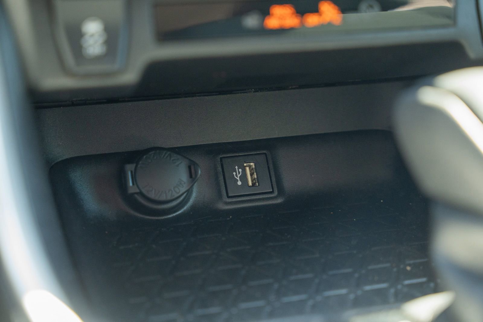 Used 2023 Toyota RAV4 LE FWD image 29