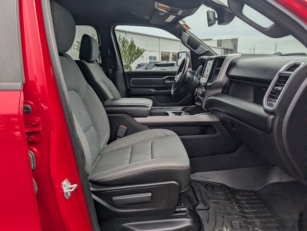 Used 2019 RAM 1500 Big Horn AWD/4WD image 19