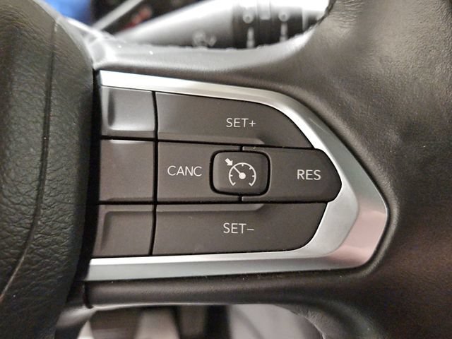 Used 2022 Jeep Compass Latitude AWD/4WD image 32
