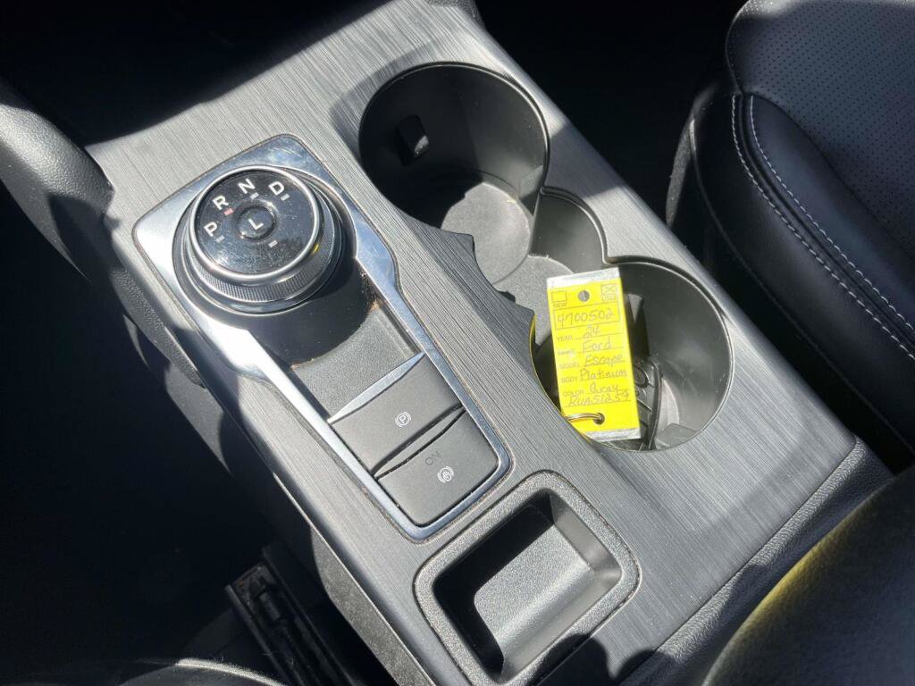 Certified 2024 Ford Escape Platinum AWD/4WD image 31