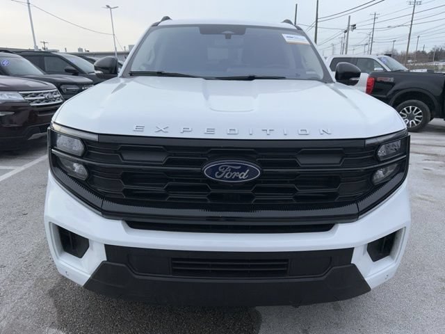 Certified 2025 Ford Expedition Max Active AWD/4WD image 3