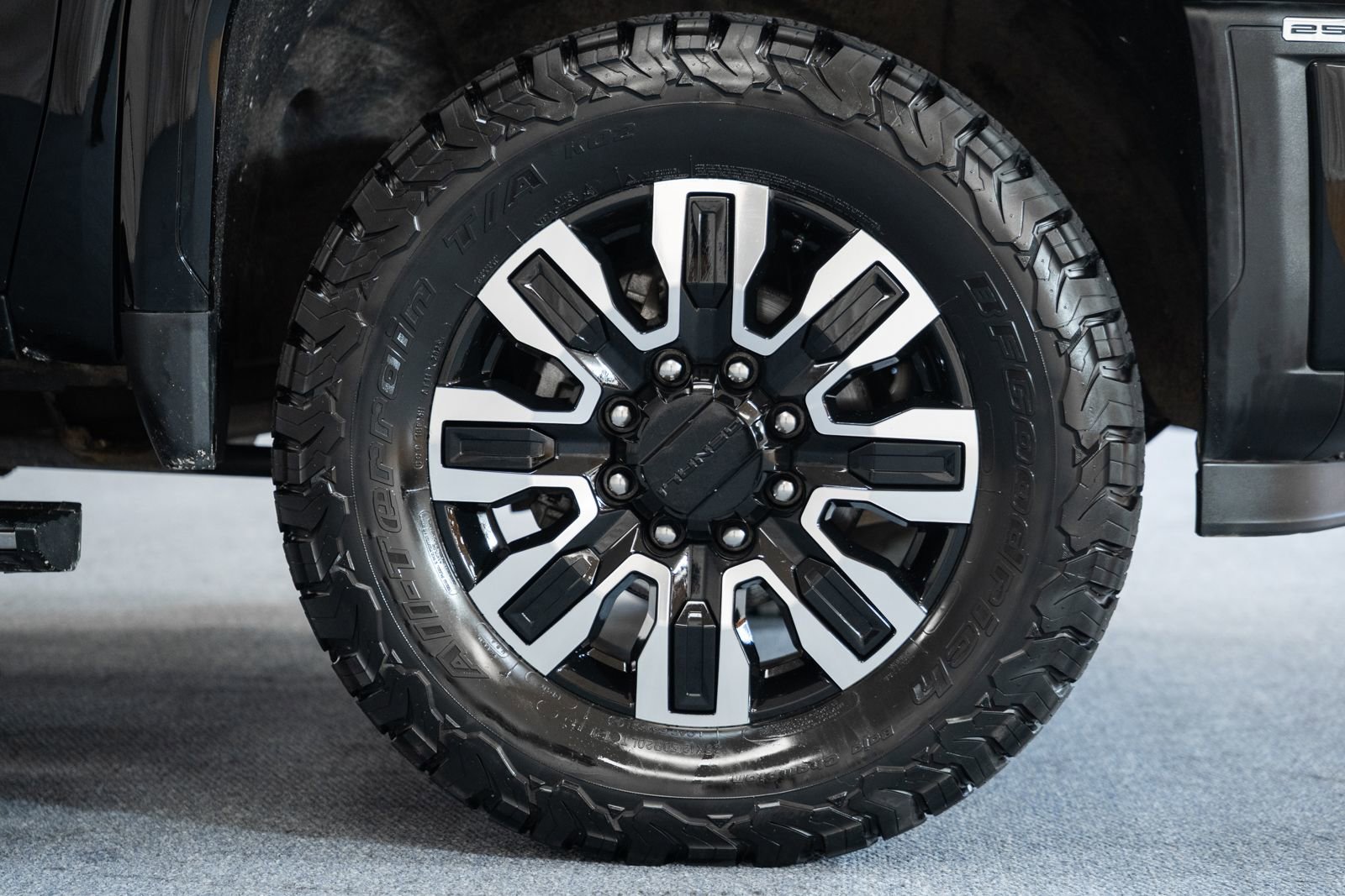 Used 2024 GMC Sierra 2500 Denali Ultimate image 15