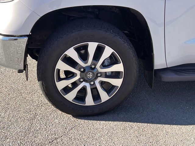 Used 2021 Toyota Tundra Limited w/ Limited Premium Package image 11