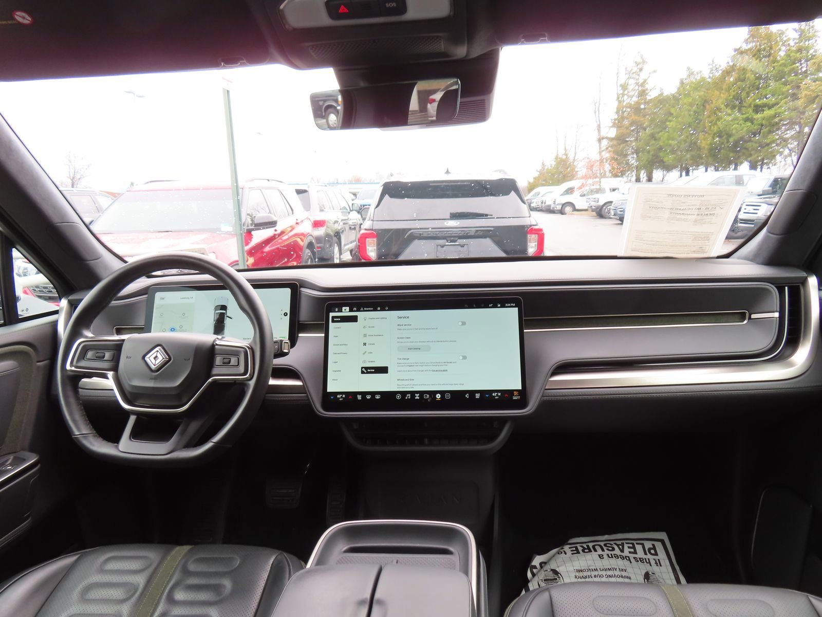 Used 2025 Rivian R1T Adventure image 18