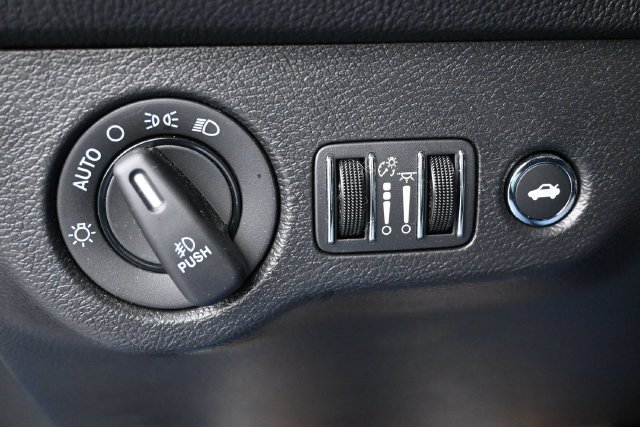 Used 2022 Dodge Challenger GT w/ Driver Convenience Group RWD image 25