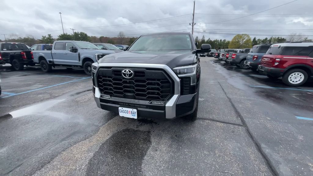 Used 2022 Toyota Tundra Limited w/ TRD Off-Road Package AWD/4WD image 15