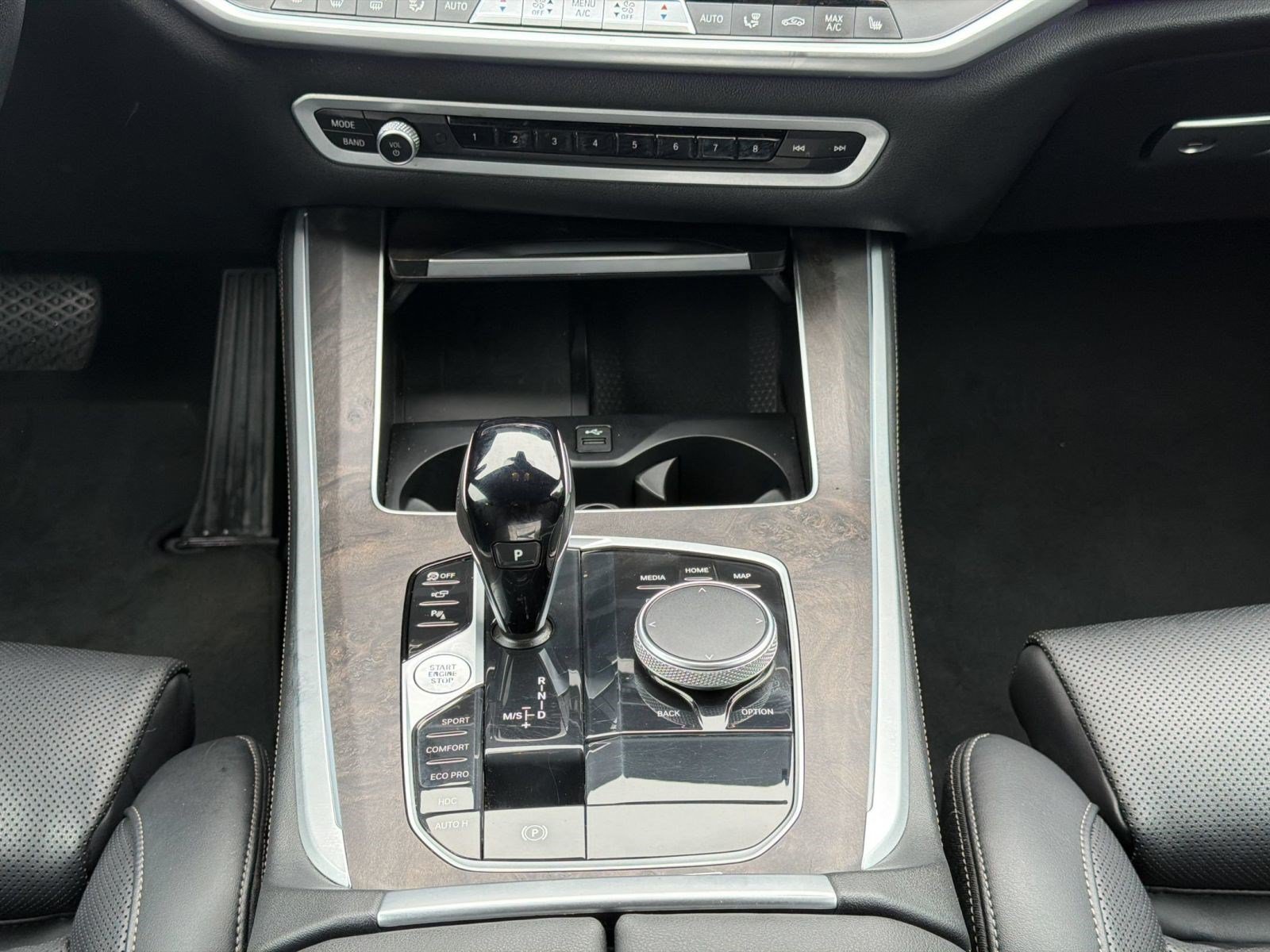 Used 2023 BMW X5 xDrive40i w/ Premium Package AWD/4WD image 19